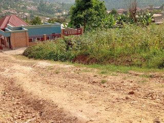 Ikibanza kigurishwa mubirembo bya kinyinya