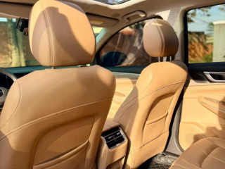 Brand New Serie E5 Hybrid And Plug In Car 2023 For Sale