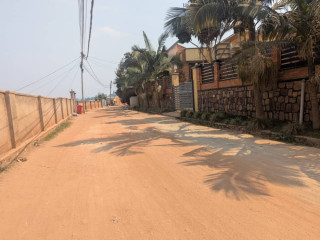 Mutugane Dufite ibibanza byiza tugurisha kugiciro cyiza kagugu Batsinda