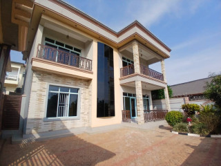 Gacuriro unfurnished nice house for rent in Kigali