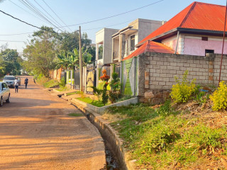 Remera near BK Arena plot for sale in Kigali