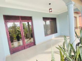 Kibagabaga fully furnished 3bedrooms house for rent at 1,3M in good location