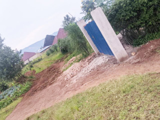 Bere 109 MEB: KAMONYI PLOT FOR SALE IN NICE NEIGHBORHOOD # [***] 
