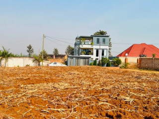 Gisozi plot for sale
