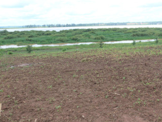 Land for sale in Bugesera near airport of Rwanda access on lake
