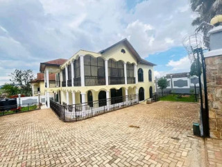 Kacyiru unfurnished house for rent