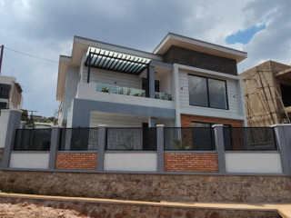 New house for sale in Rebero