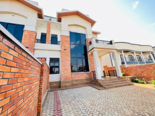 Kagarama Nice unfurnished house for rent in Kigali