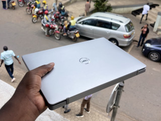 Dell latitude 7400
