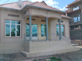 House for sale _Kibagabaga