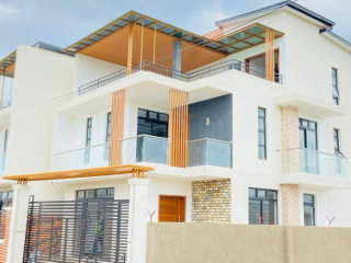 Nice new modern house for sale in kicukiro