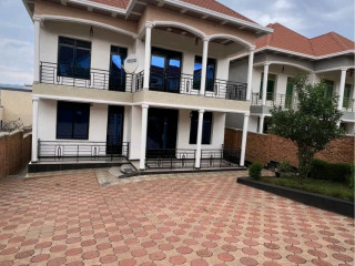 Hello folks house 🏡 for sale in kibagabaga