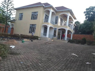 Call/watsp [***] kibagabaga near hospital on tarmac road in VIP neighborhood good location on 3000$