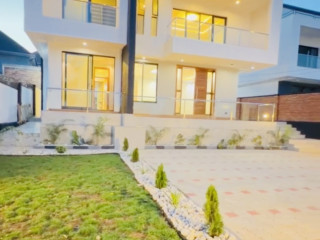 Kigali Rwanda House for sale in Kanombe Nyarugunga