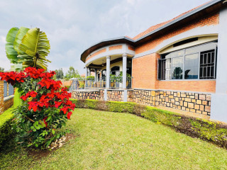 Kigali Rwanda house for rent in Rebero