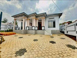 House for sale in kagarama
