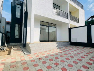 Unfurnished house for rent in kibagabaga