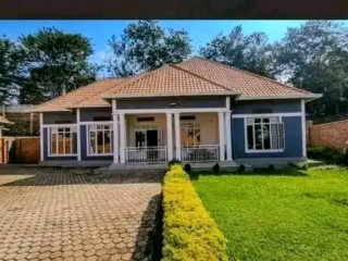 Gishushu hause for sale
