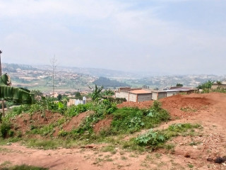 Plot for sale at masizi