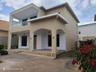 Un furnished house for rent in kagugu