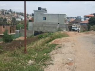 GISOZI PLOT FOR SALE