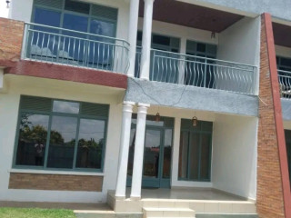 Nice apartment for rent in kimironko on tarmac road