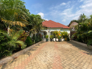 Kigali beautiful house for sale in Kanombe Gasaraba
