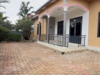 Kigali Rwanda house for rent in Kagarama Muyange