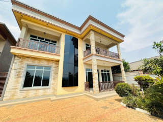 Un furnished house for rent in Gacuriro