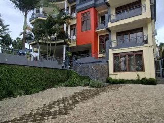 Kimihurura big house for rent in good neighborhood