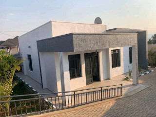 Kabeza Fully furnished 3bedrooms house for rent at $700 in good location
