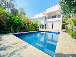 Gacuriro fully furnished 5bedrooms house for rent at $4000 in good location