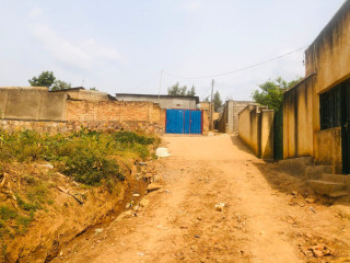 KAGUGU PLOT FOR SALE