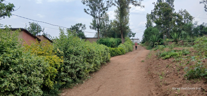 land-for-sale-at-kinyinya-big-2