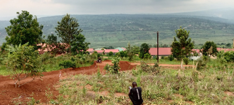 ibibanza-bigurishwa-masaka-yabaraya-big-2