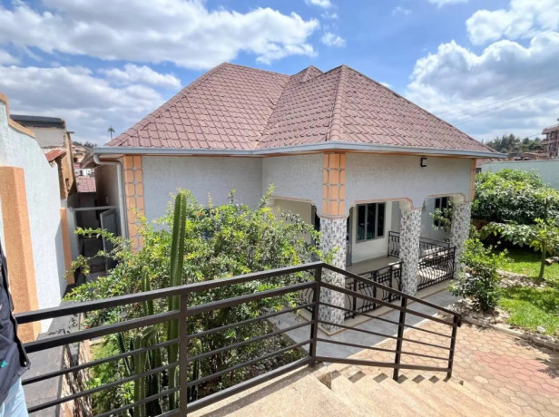 inzu-tugurisha-kimironko-bibare140m-big-2