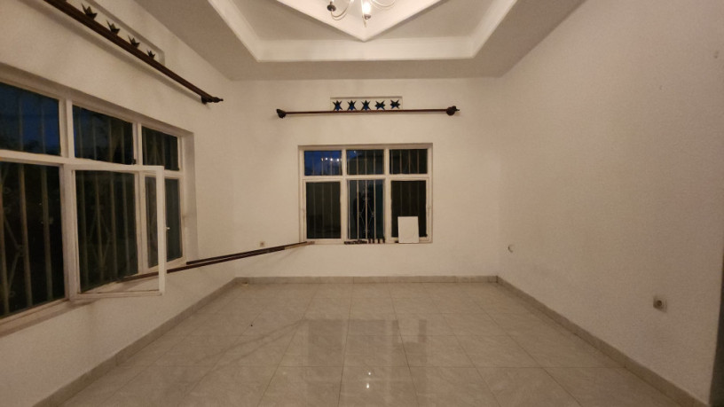 kiyovu-nice-unfurnished-house-for-rent-in-kigali-big-4