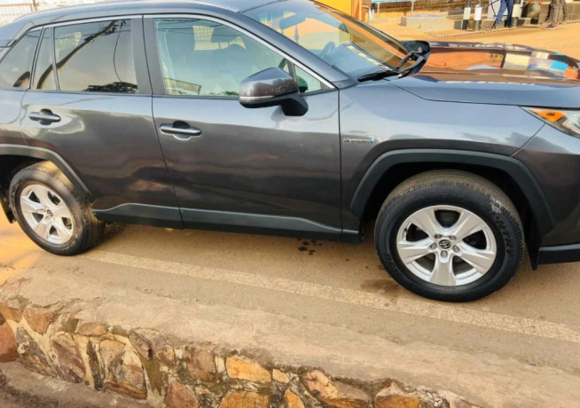 toyota-rav4-big-4