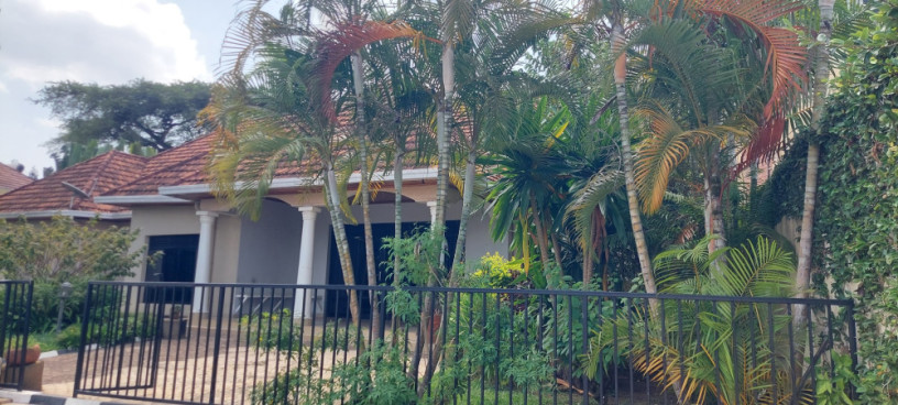 pool-house-available-for-rent-at-kacyiru-near-american-residence-big-1