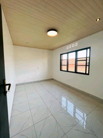 kigali-unfurnished-house-available-for-rent-in-gacuriro-big-8