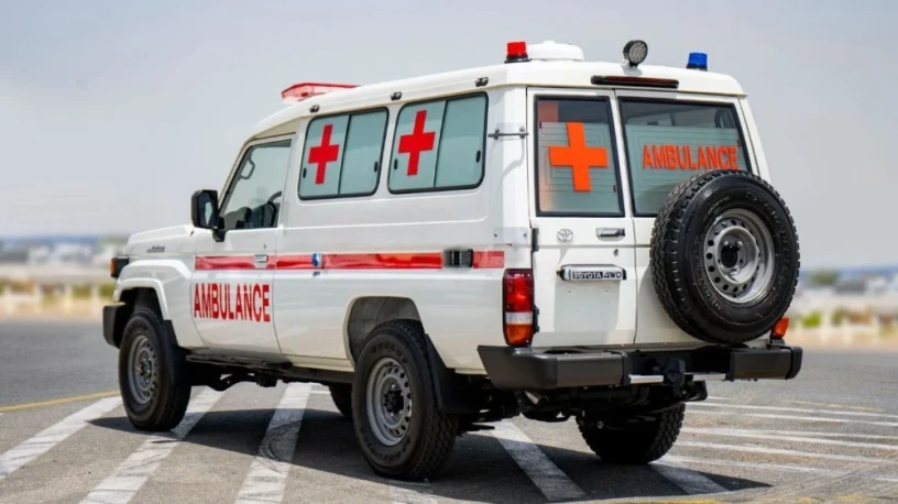 toyota-land-cruiser-70-toyota-lc78-hard-top-ambulance-42l-v6-diesel-mt-big-9