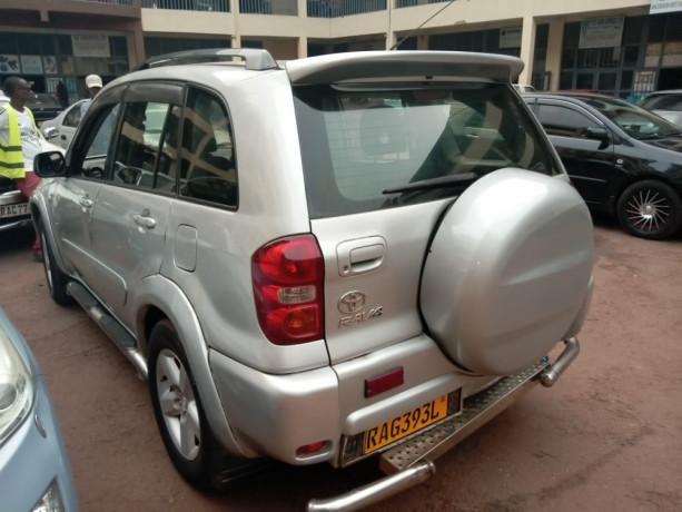 toyota-rav4-big-2