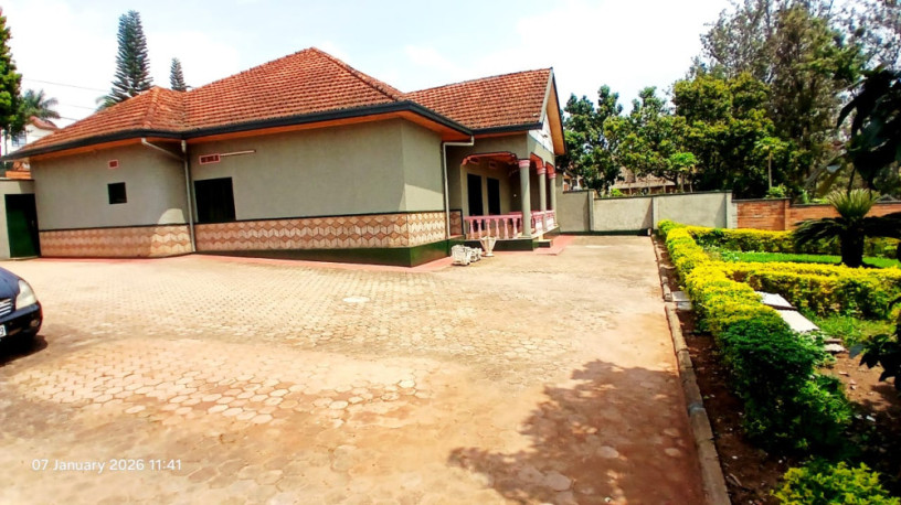 house-for-in-kagugu-at-agood-place-big-3