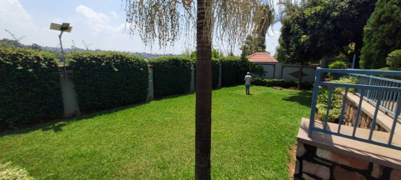 kigali-unfurnished-house-for-rent-in-niboyi-big-0