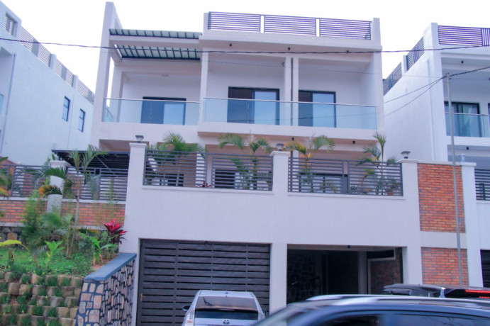ep-067-kibagabaga-kibagabaga-very-nice-new-luxurious-house-for-sale-near-pili-pili-in-kigali-rwanda-big-0