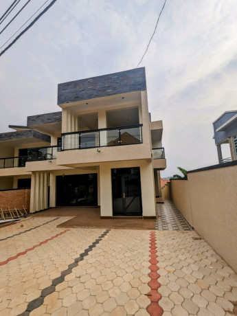kimironko-nice-new-big-house-for-sale-in-kigali-big-4