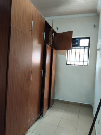 kimironko-unfurnished-4bedrooms-house-for-rent-at-1m-680-in-good-location-big-5