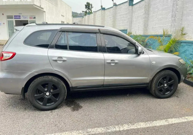 hyundai-santafe-big-0