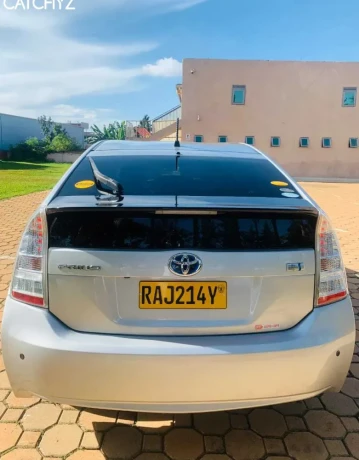 toyota-prius-automatic-hybrid-2012-for-sale-big-3