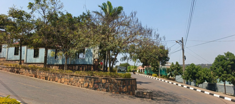 kibagabaga-located-plot-for-sale-200m-big-6